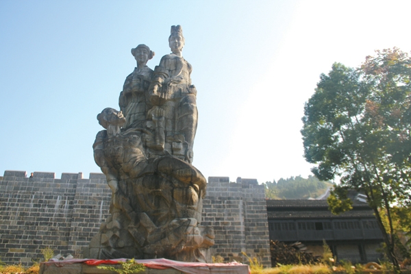 神女庙区地面文物复建全面竣工 中国.巫山网